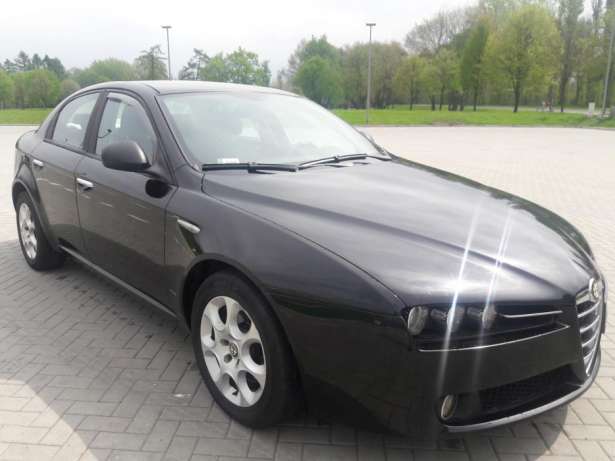 post294-3_Alfa Romeo_159_2006